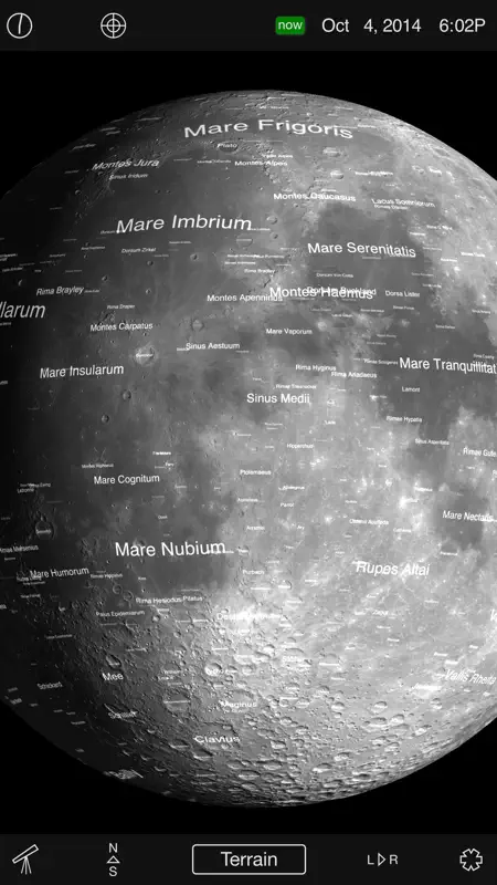 Moon Globe HD screenshot 1 of 5
