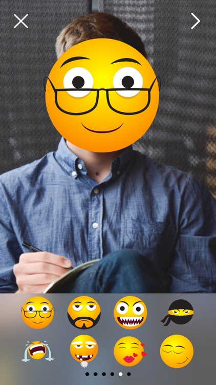 Emoji Me - FREE Funny Smiley Emoticon Stickers Photo Editor screenshot-4