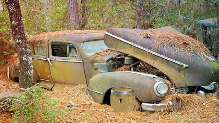 Escape Games Scrap Car Man