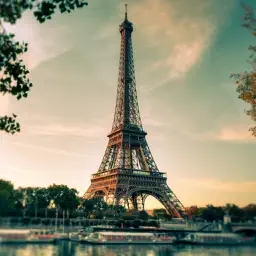 Paris Wallpapers HQ app icon