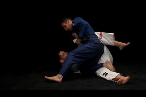 BRAZILIAN JIU-JITSU - The « firefighter » guard screenshot 4