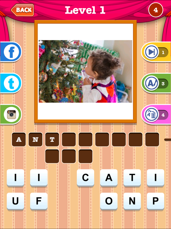 Close-up White Christmas Trivia 2016 - Recognize the Blurry Xmas Pics to Reveal Your Santa Presents iPad screenshot