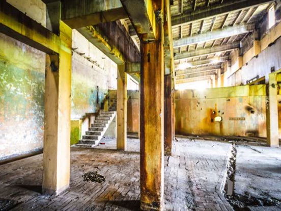 Abandoned Factory Escape 4