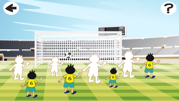 A Sort By Size Game for Children: Learn and Play with Soccer screenshot-3