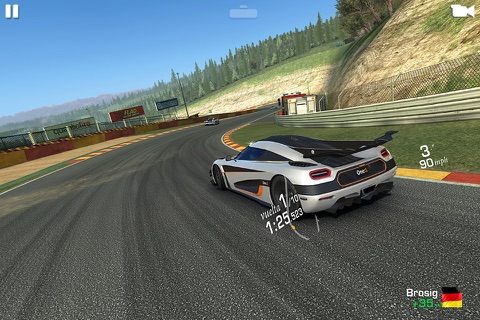 Real Racing 3 screenshot 2