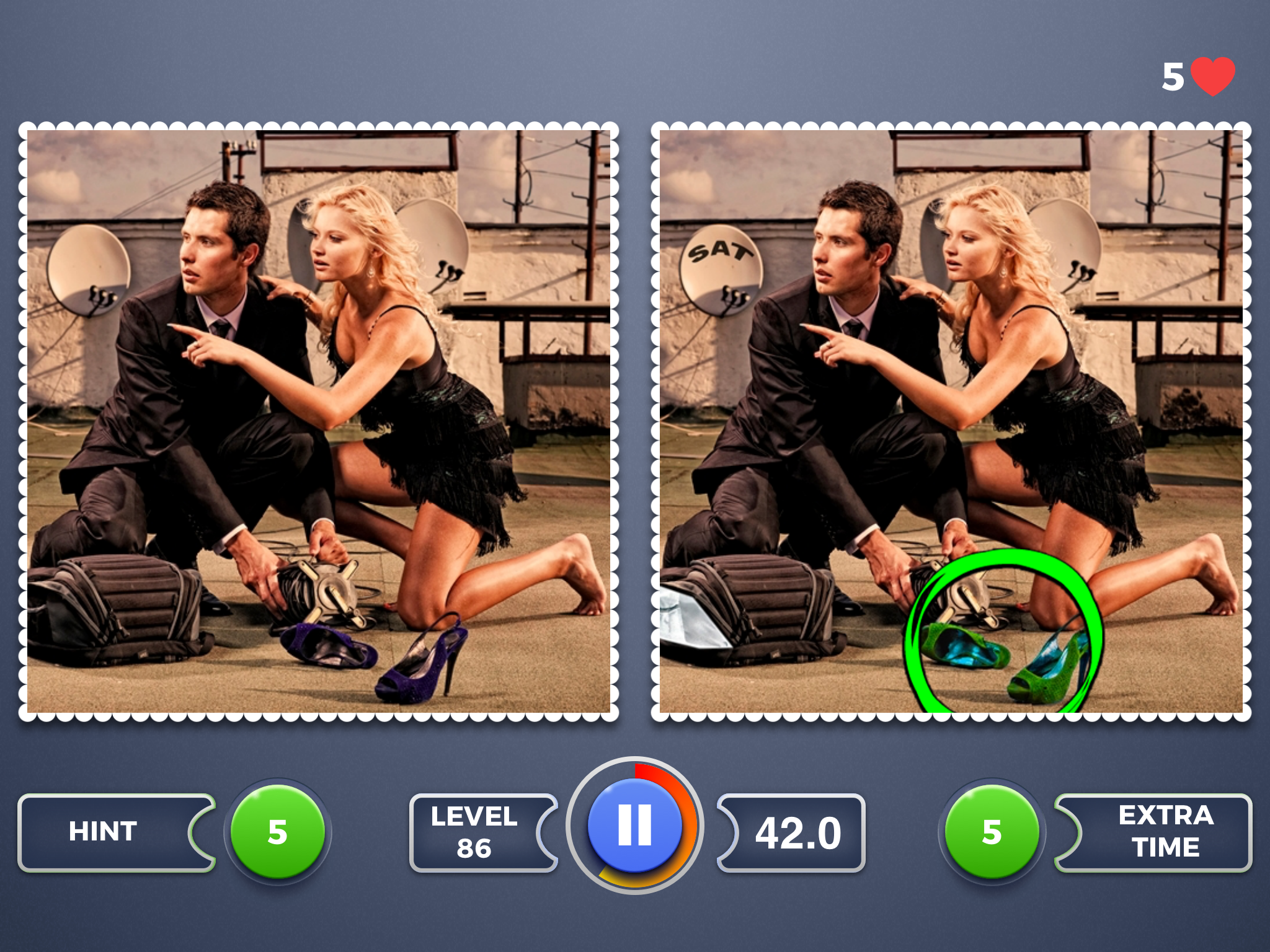 Where’s the difference? - Find and mark five photo retouches