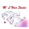 L'application "M'L'Hair Studio" vous offre la possibilité de consulter toutes les infos utiles du salon de coiffure (Tarifs, prestations, avis…) mais aussi de recevoir leurs dernières News ou Flyers sous forme de notifications Push