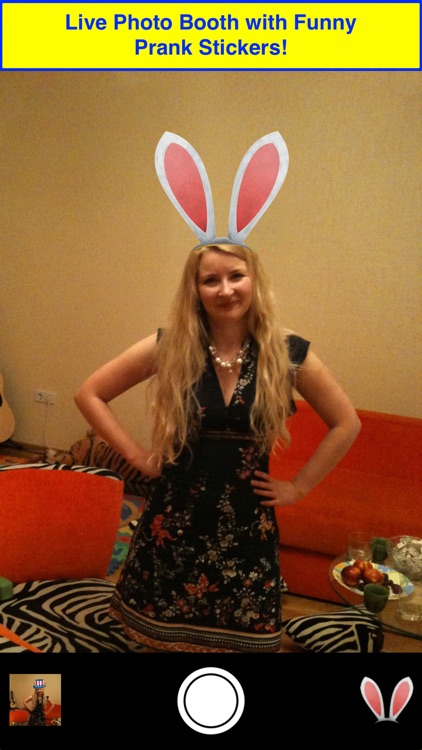 Antlers Booth: Try antlers & bunny ears!