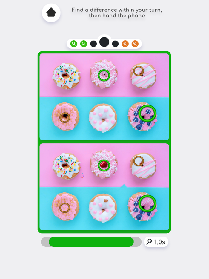 Spot the difference 2 players