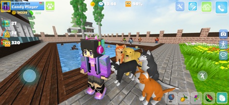 School Party Craft - Los jugadores pueden interactuar con mascotas, como la manada de perros junto a la piscina, y disfrutar de áreas de recreo acuático en un ambiente soleado.