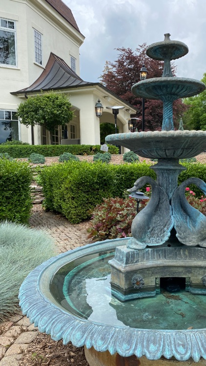 The Village Club. screenshot-3