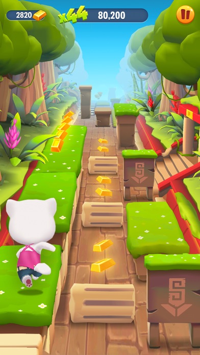 Talking Tom Gold Run poster