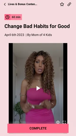 Mia Adora screenshot 2