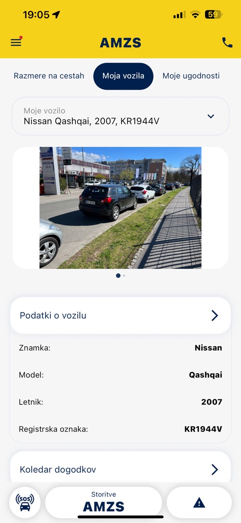 AMZS, prometne informacije - ユーザーが所有する車両の詳細を登録し、登録車両の詳細表示と車両写真のアップロード機能により、車両管理を簡素化します。