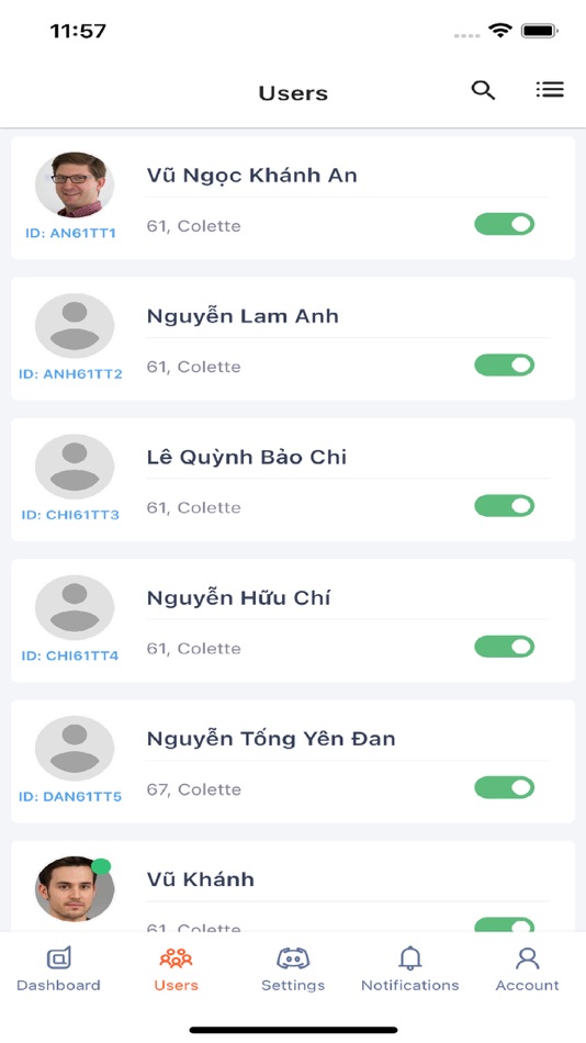 #4. ChatEdu Admin (iOS) 由: Luong Hoang Dang Khoa