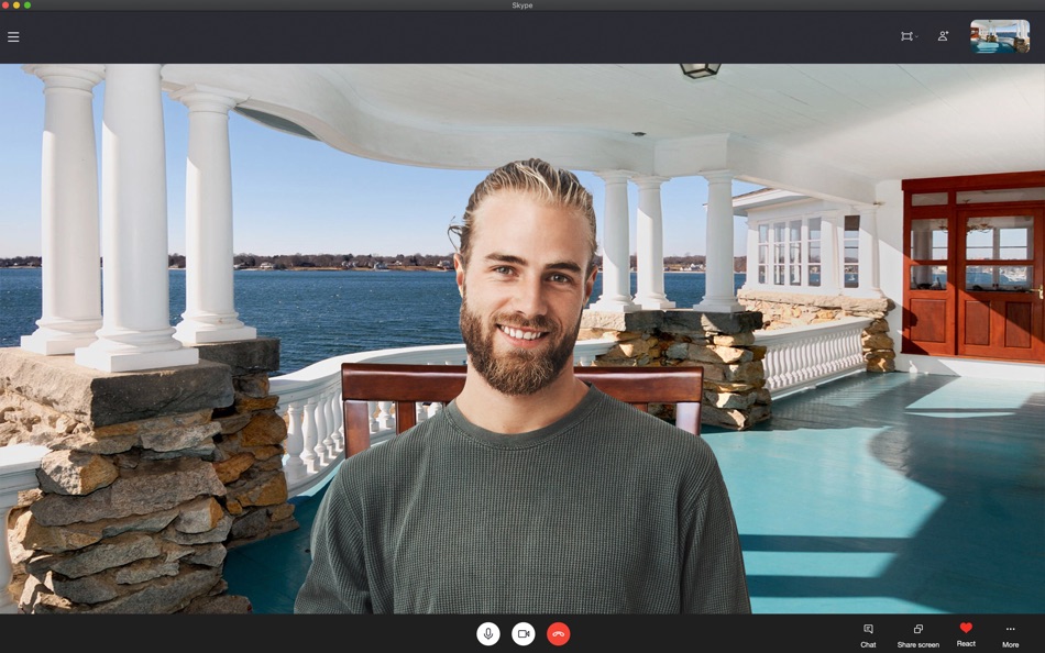 #3. Backgrounds for Skype Calls (macOS) Podle: UAB Macmanus