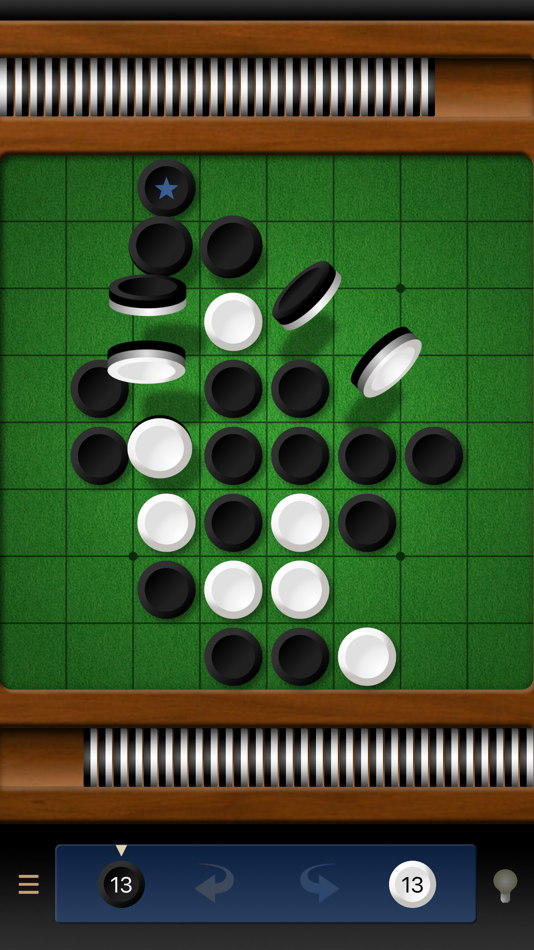 #1. Reversi (iOS) 由: Kiss The Machine