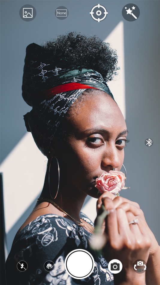 #1. iFollowU (iOS) 由: Shenzhen Zhongzhi Liancheng Technology Co., Ltd.