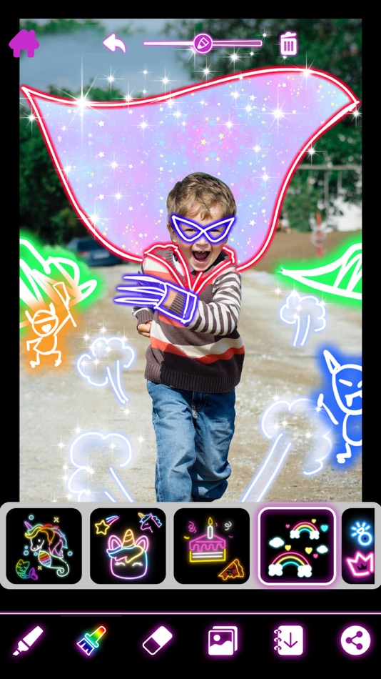 #4. Sparkling Colors & Doodles (iOS) 由: 博玮 曾