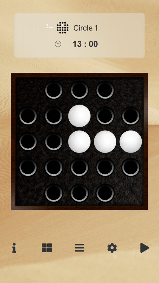 #1. AbaCruX - Peg Solitaire (macOS) 由: RoGame Software
