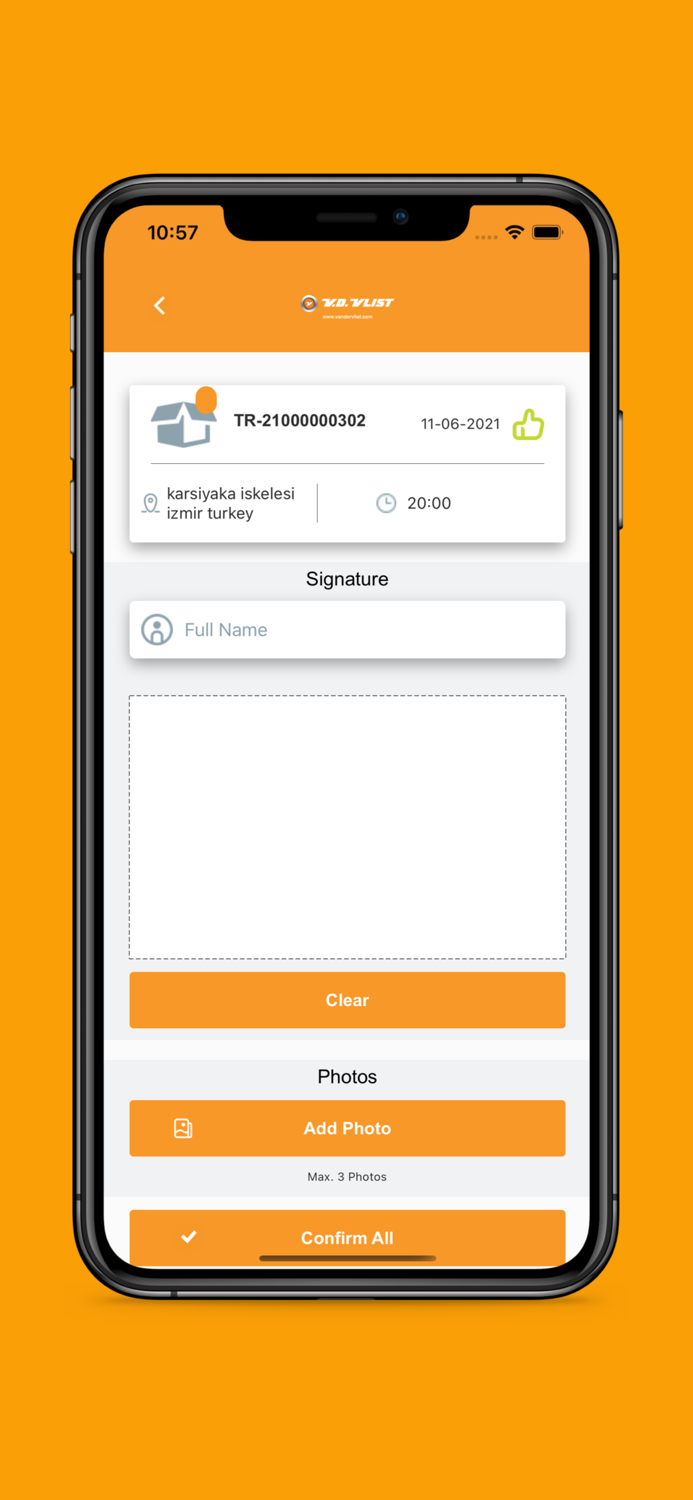 Van der Vlist Charter App