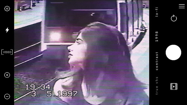 True VHS - 90s Vintage camera