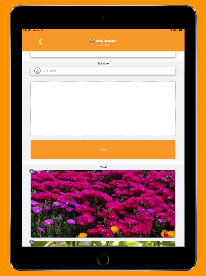 Van der Vlist Charter App