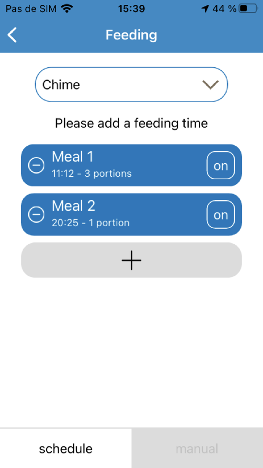 #4. Smart Tiny Pet Feeder (iOS) بواسطة: pet vision