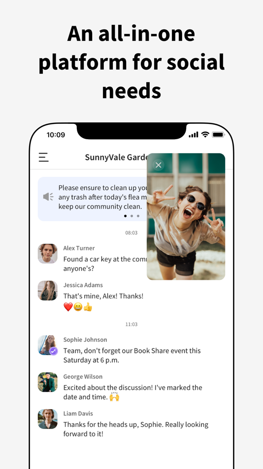 #2. Fambase: Live & Group Chat (iOS) 由: NEXTWAVE MEDIA HOLDINGS LIMITED