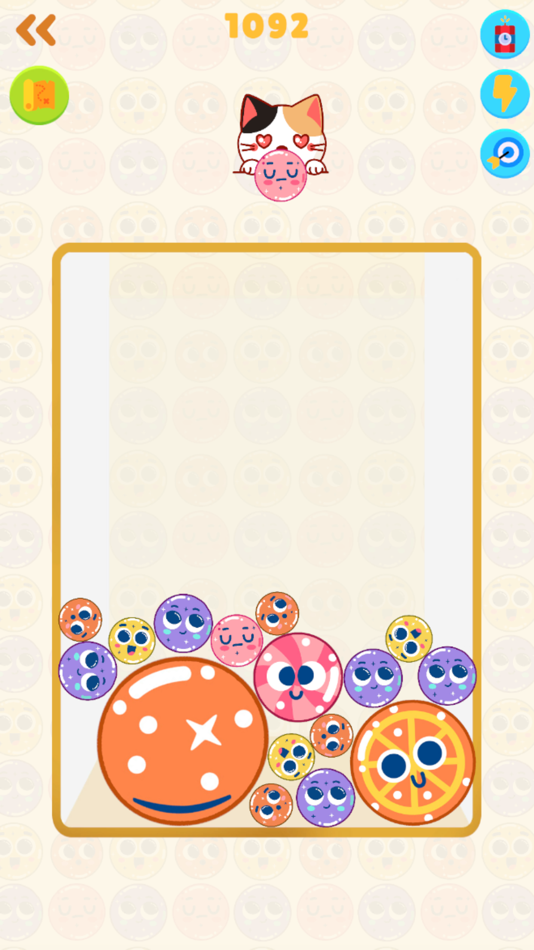 #3. Fruit Merge: Drop it (iOS) 来自: Anh Tran Bao
