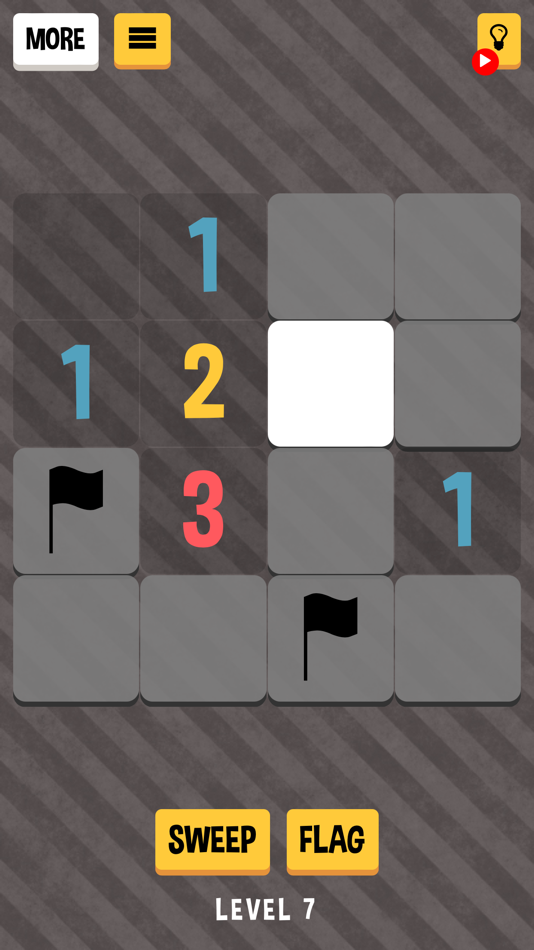 #2. Minesweeper: Bomb Game Classic (iOS) 来自: Daniel Cornelis Johannes Maria van Geel