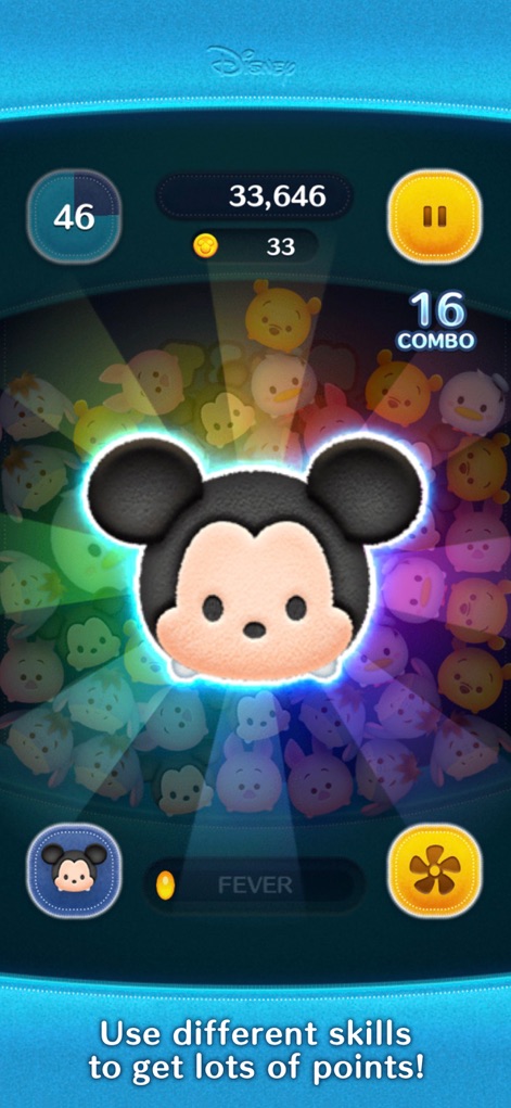 LINE: Disney Tsum Tsum - This visual highlights the powerful Tsum Tsum skill activation and the rewarding combo counter during intense gameplay.