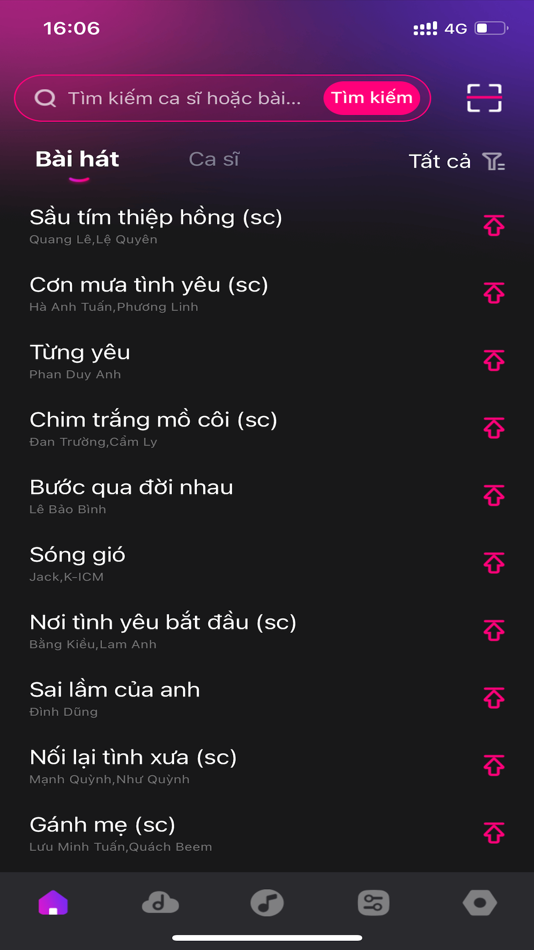 #1. VietK (iOS) 由: Trung Tran
