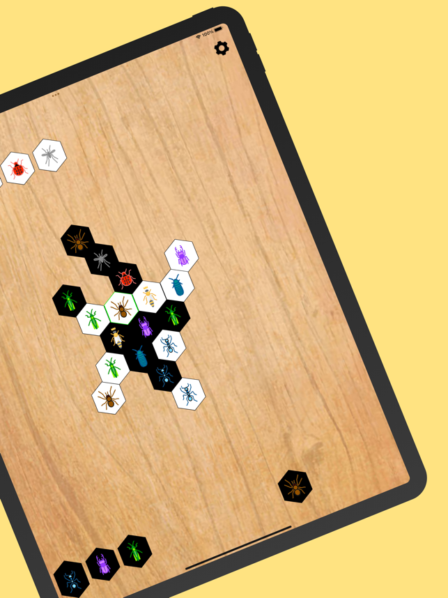 ‎Hexes: Screenshot del gioco da tavolo Hive con AI