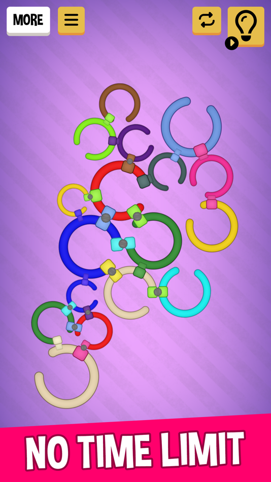 #4. Untie the Rings: Circle Rotate (iOS) 由: Daniel Cornelis Johannes Maria van Geel