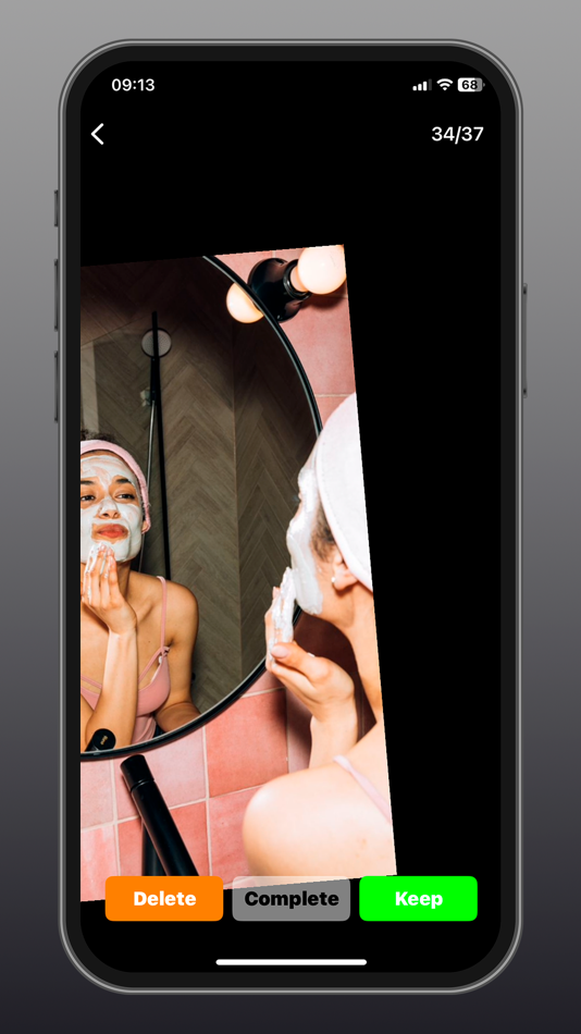 #4. Swipe: Photo Cleaner (iOS) 由: CHORRUS GAMES S.L.