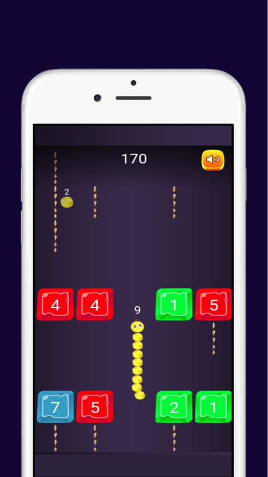 #2. Snake attack Block game (iOS) 由: SEYDOU BERTHE