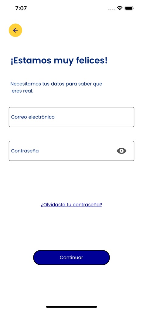 Facilito - This screen showcases the streamlined login process, featuring distinct fields for 'Correo electrónico' (Email) and 'Contraseña' (Password) with a visibility toggle.