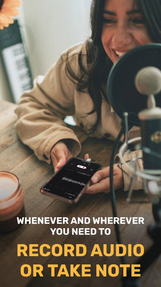#1. Audio Recorder: Voice Memos (iOS) 由: Bitnite, TOO