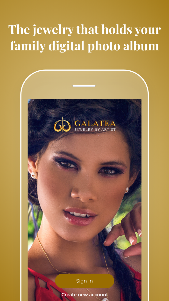 Momento Locket by Galatea