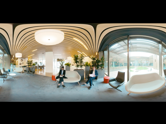 À Compétence Égale