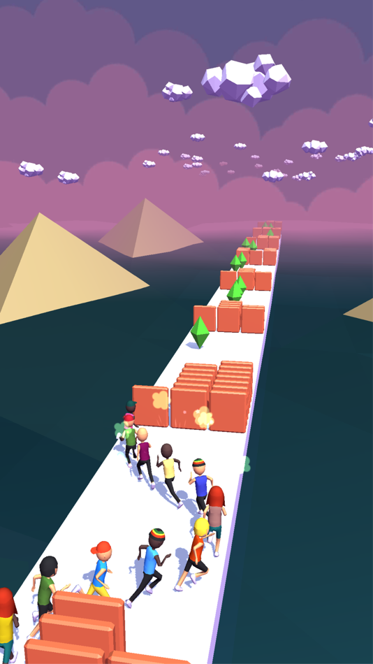 #4. People Run! (iOS) Podle: Omer Akyol