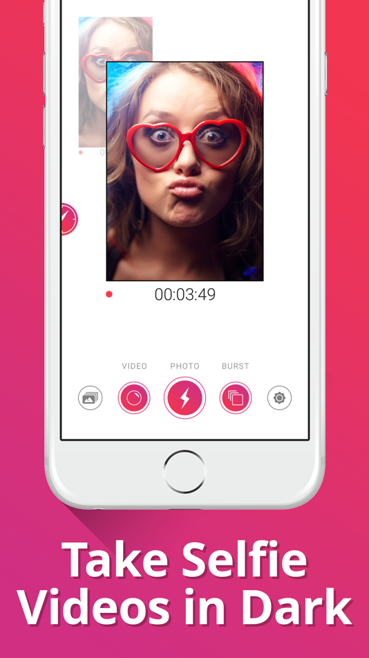 #3. Selfshot - Front Flash Camera (iOS) Podle: Americos Technologies