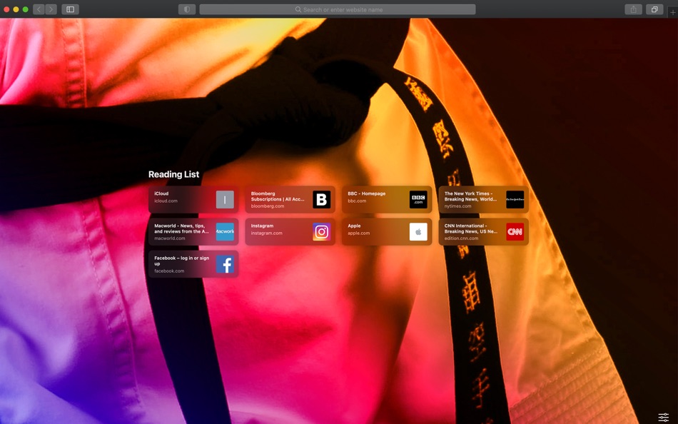 #8. Background Images for Safari (macOS) 由: UAB Macmanus