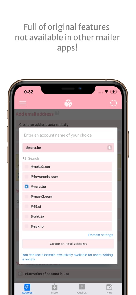 InstAddr - Nutzer können aus einer Vielzahl verfügbarer Domains, wie beispielsweise "@neko2.net" oder "@ruru.be", wählen und anschließend über die Schaltfläche "Create an email address" ihre neue Adresse erstellen.