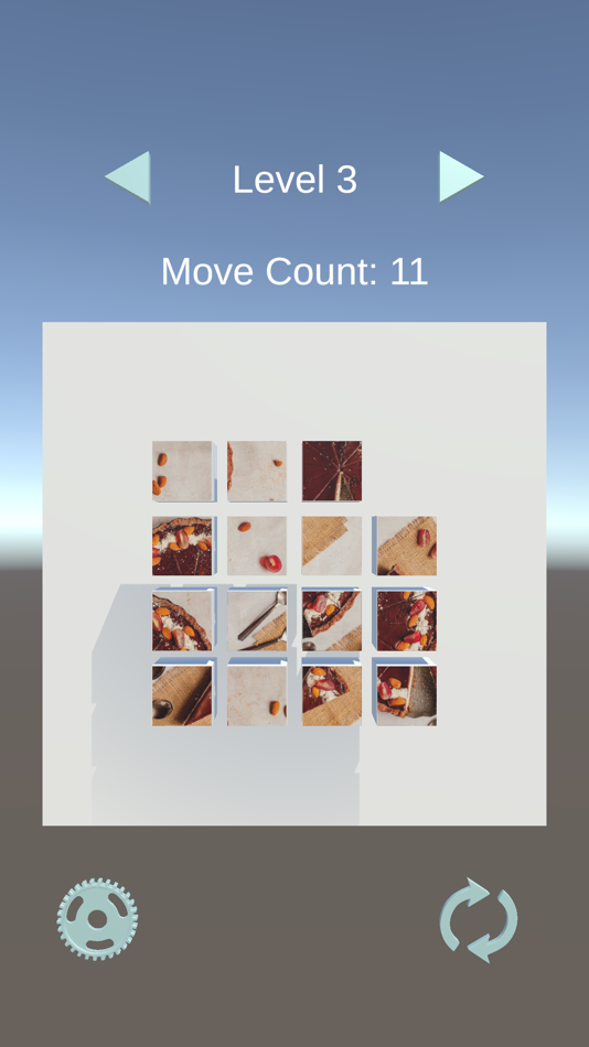 #1. Scrambled Image (iOS) Podle: Yolleg Ltd