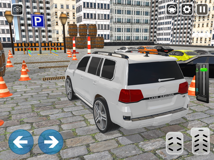 Modern Prado Car Parking Games