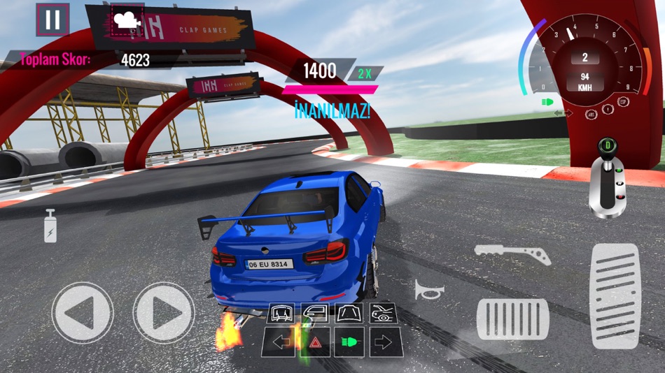 #5. F30 Car Racing Drift Simulator (iOS) 由: CLAP GAMES OYUN TEKNOLOJILERI SANAYI VE TICARET