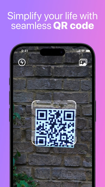 The QR code reader • scanner