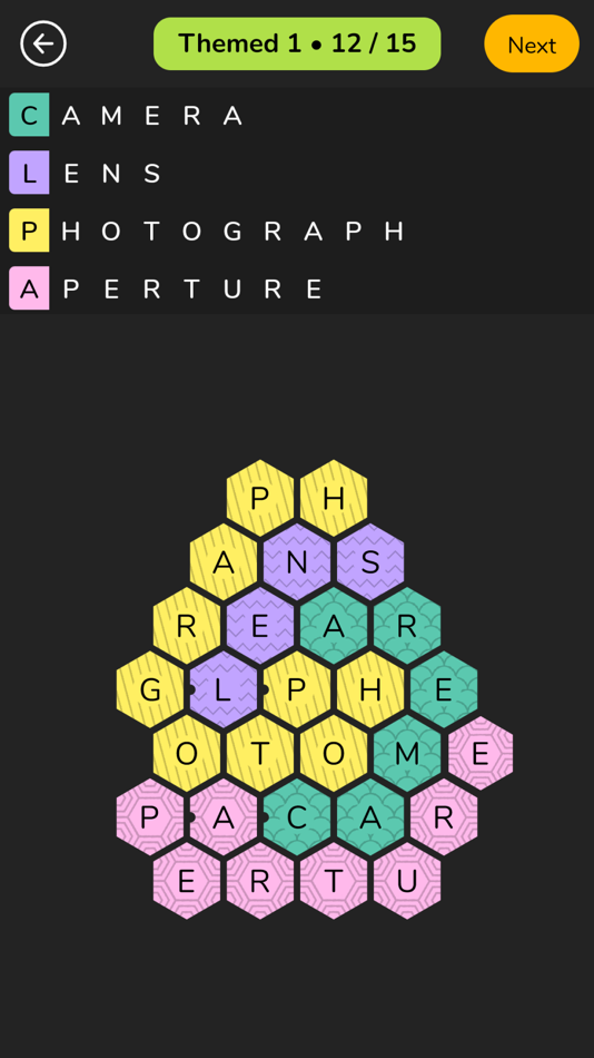 #6. Honeycomb - Word Puzzle (iOS) 由: Spiralburst Studio, LLC